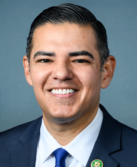 Portrait of Robert Garcia