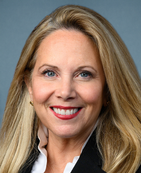 Portrait of Laura Gillen